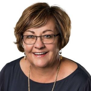 Meet your Posher, Leanne